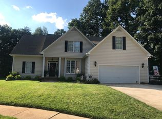502 Stonewall Dr, Mebane, NC 27302