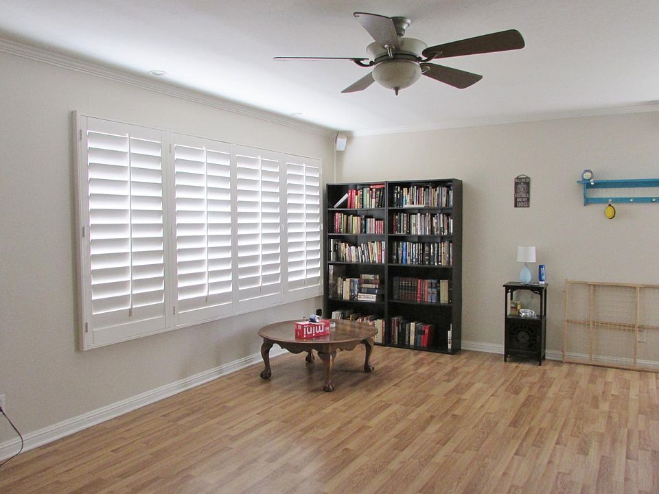 2nd image of 24557 Copper Cliff Ct