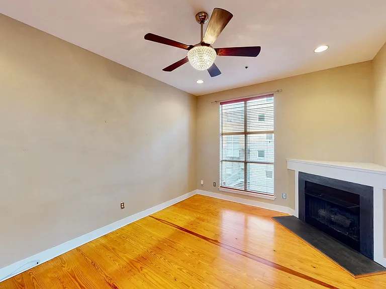 2062 Atherton Heights Ln — Photo 13
