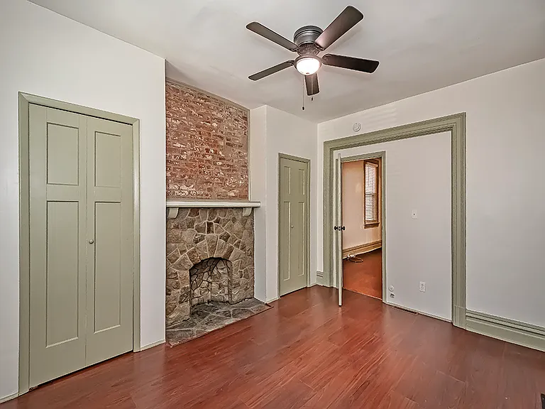 1136 N Euclid Ave #1 — Photo 9