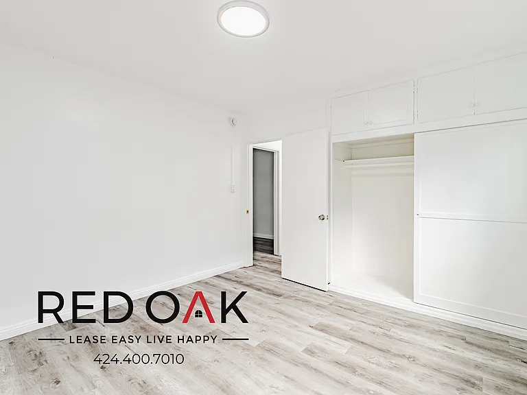 5832 Carlton Way #2 — Photo 19