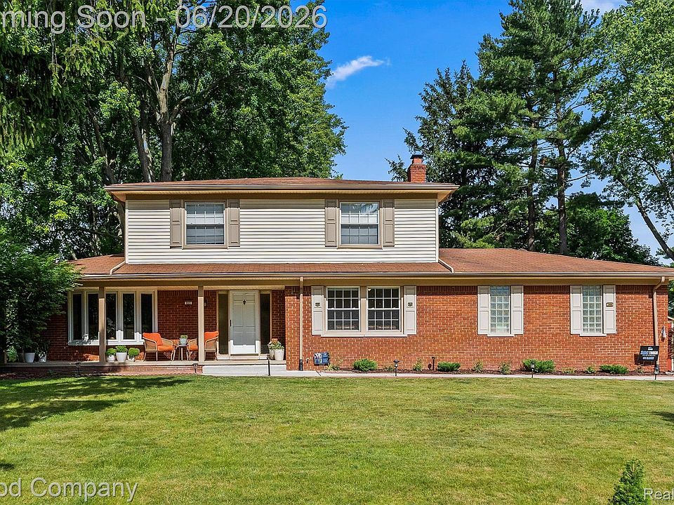 1st image of 833 Cobblestone Dr