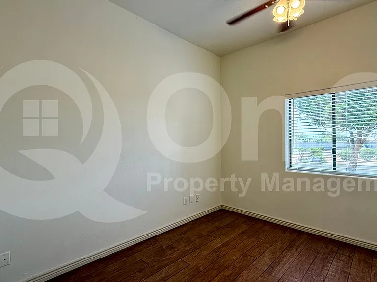 934 E Carlise Rd — Photo 9