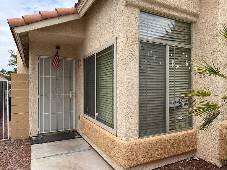 868 Worrell Ave — Photo 4