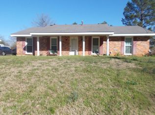 635 Cardinal Ln, Prattville, AL 36067