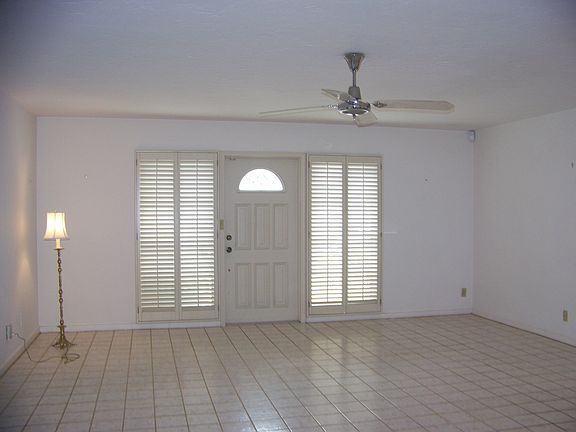 Large Open Family Room