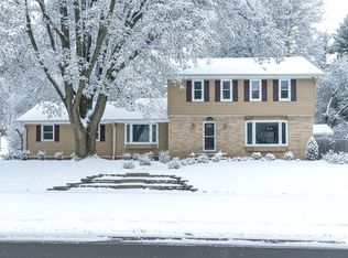 636 47th St, West Des Moines, IA 50265