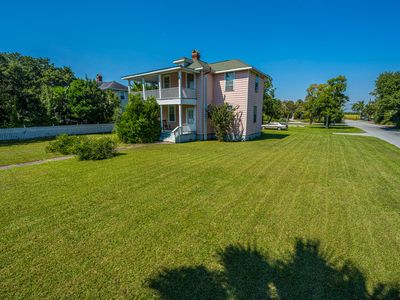 1754 Central Ave, Sullivans Island, SC, 29482