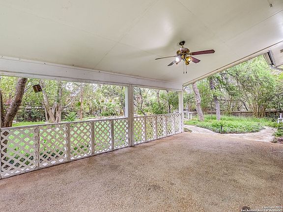 3rd image of 13007 Country Trail