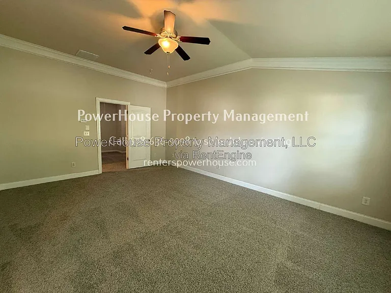 1045 Township Cir — Photo 27