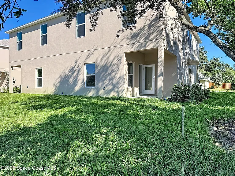 498 L M Davey Ln — Photo 23