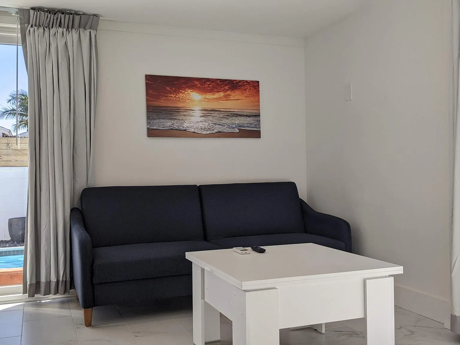 Studio, 400 sqft, $2,450 — Photo 2
