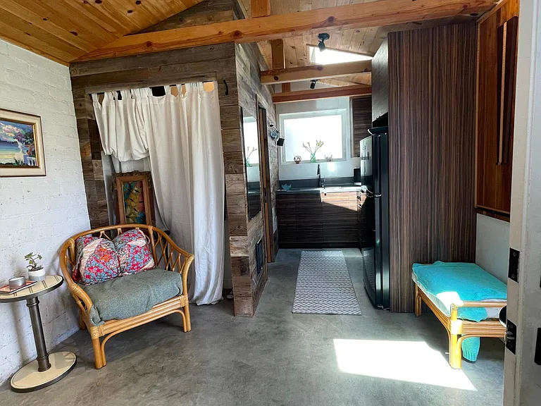 328 La Veta Ave #STUDIO — Photo 8