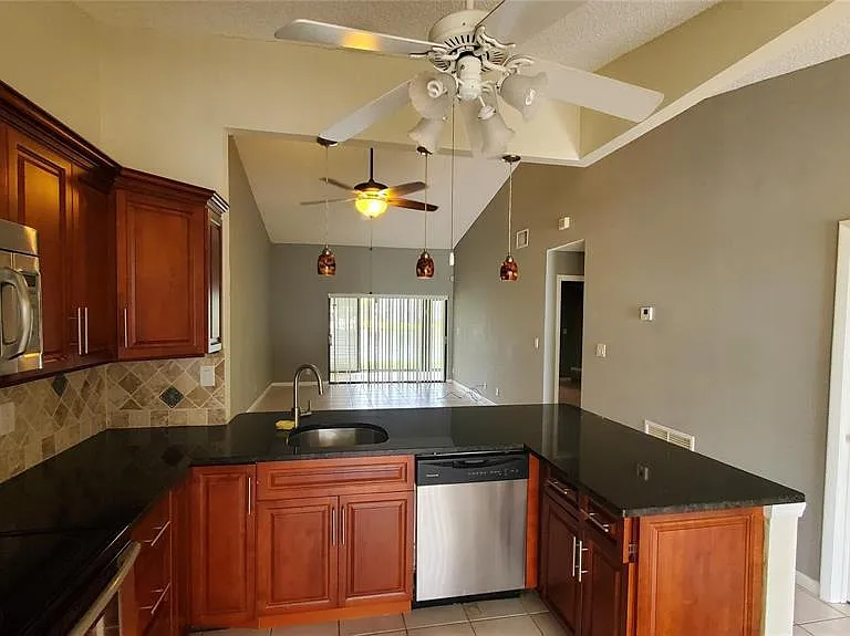 3853 Carambola Cir N #29141 — Photo 3