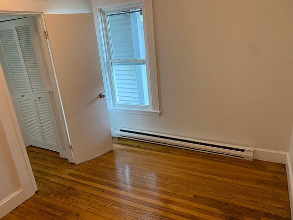 5th image of 67 Friend St APT 1