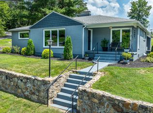 1307 S Massie Ave, Covington, VA 24426