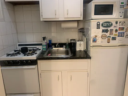 Rented by Prince Real Estate Associates LLC | media 22