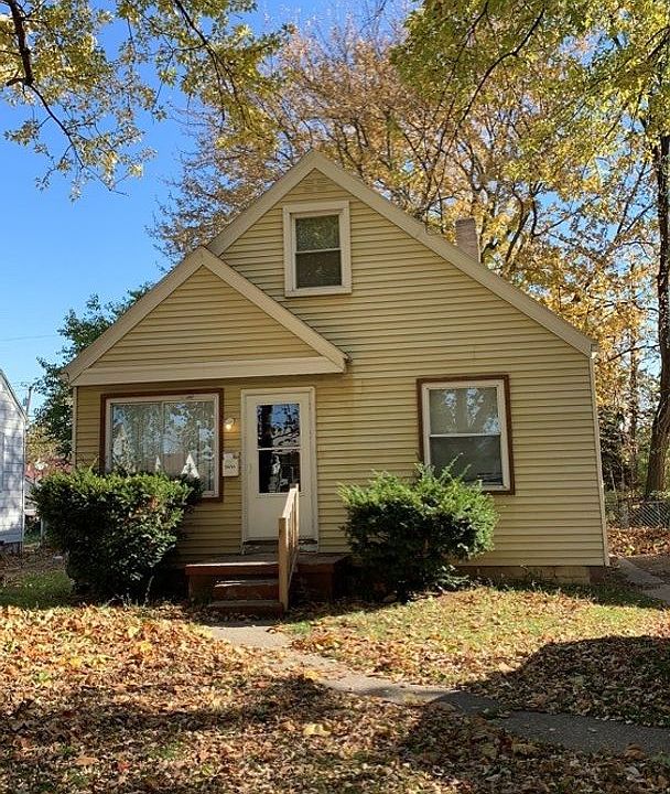 1st image of 3434 Beaumont Dr