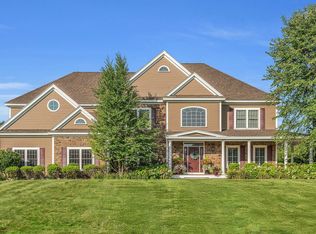 9 Orchard Blossom Rd, Windham, NH 03087