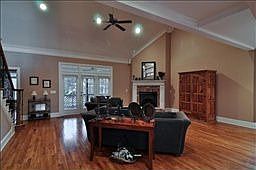 What a wonderful open flooror plan - 
