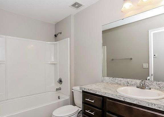 2nd image of 1209 Sarahs Landing Dr