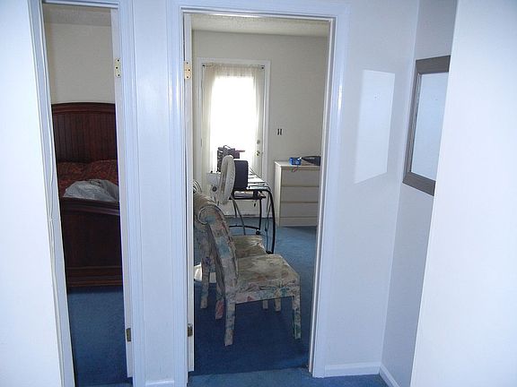 5th image of 1323 Sagamore Ct