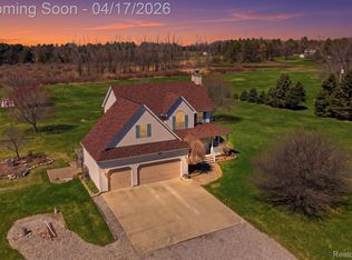 72689 Dequindre Rd, Leonard, MI 48367