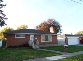 24359 Phlox Ave, Eastpointe, MI 48021