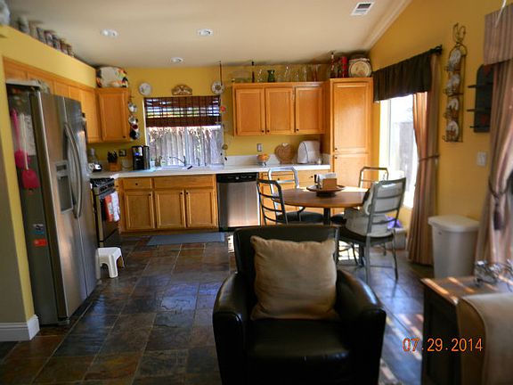 3rd image of 841 Versailles Dr