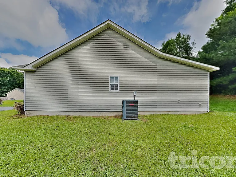 345 Gray Ghost St — Photo 13