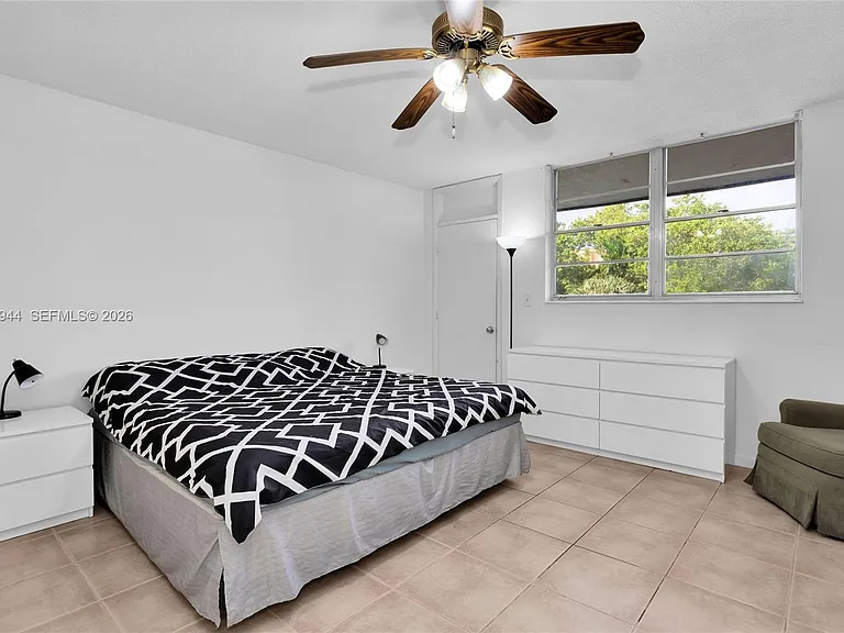 12590 NE 16th Ave #208 — Photo 12