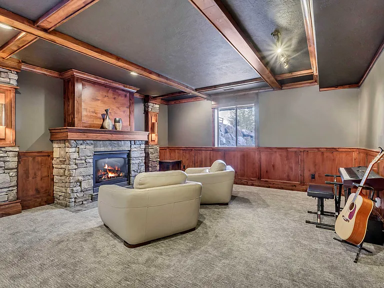 12543 S Andreas St — Photo 11