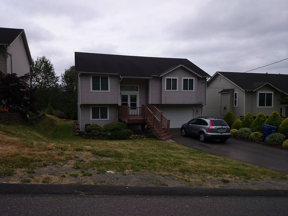 2nd image of 3721 S Perry St