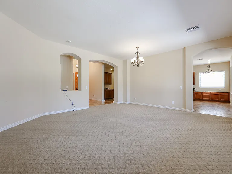 18175 W Narramore Rd — Photo 10
