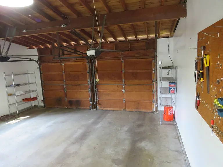 15105 SE 20th St — Photo 32