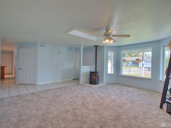 4th image of 7604 211th St E