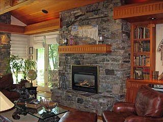 1st image of 8D Gallatin Dr