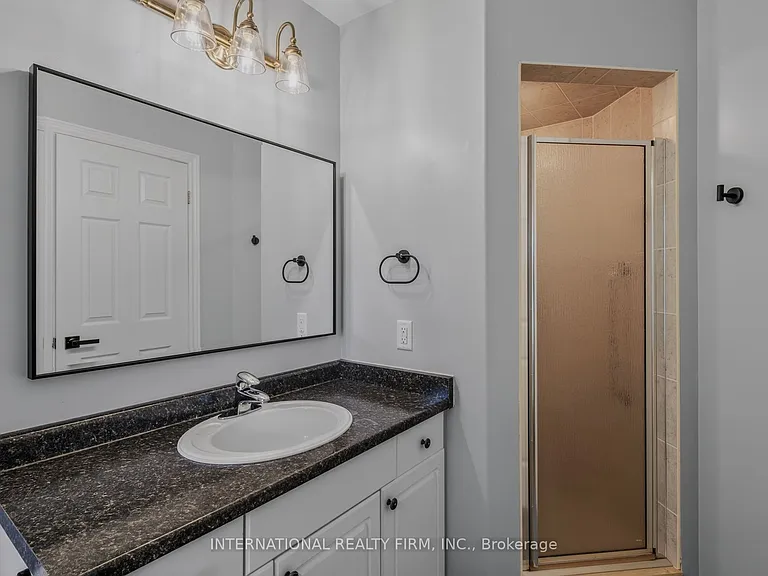 18 Sea Breeze Dr — Photo 8