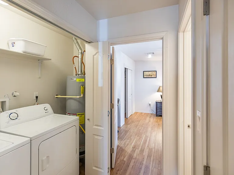 800 Sherwood Dr — Photo 13