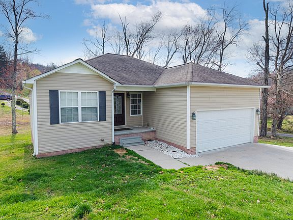 3rd image of 1299 E Pittsburg Church Rd