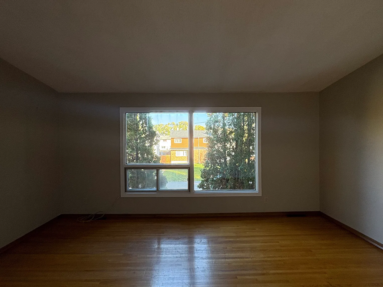 211 Harper Avenue - 211 — Photo 2