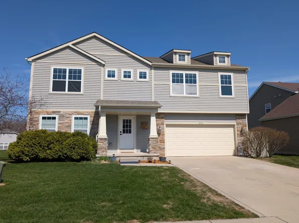 2712 Westwind Dr, Valparaiso, IN 46385