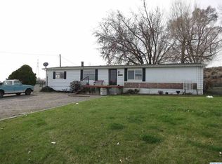 194007 E Bowles Rd, Kennewick, WA 99337