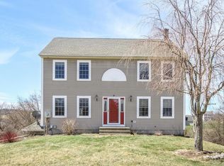 6 Sanda Cir, Pomfret Center, CT 06259