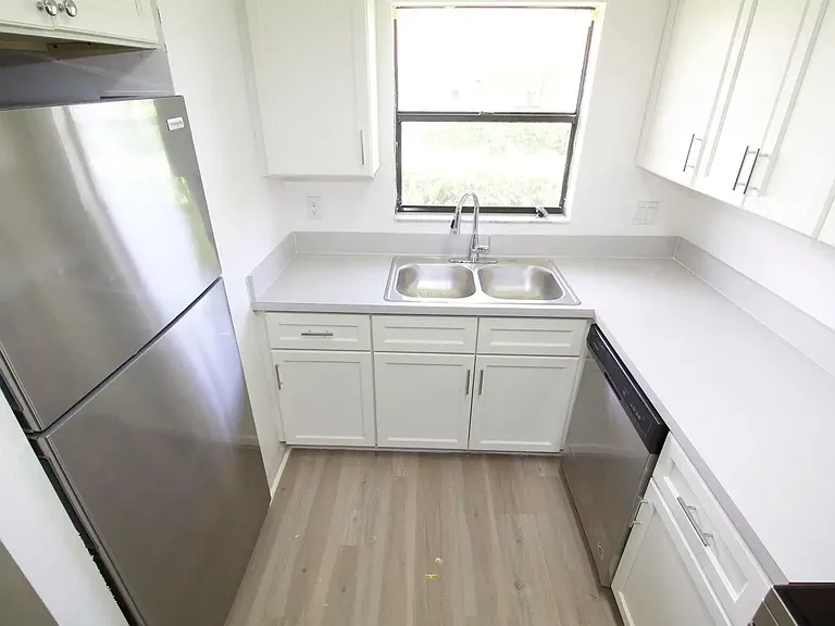 3788 Harwood St — Photo 3