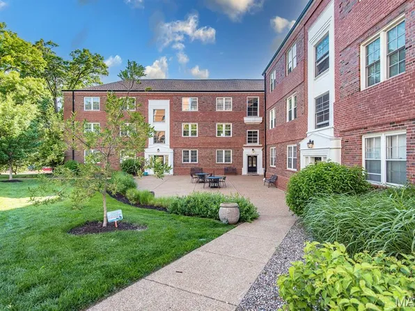 925 S Hanley Rd APT F, Saint Louis, MO 63105