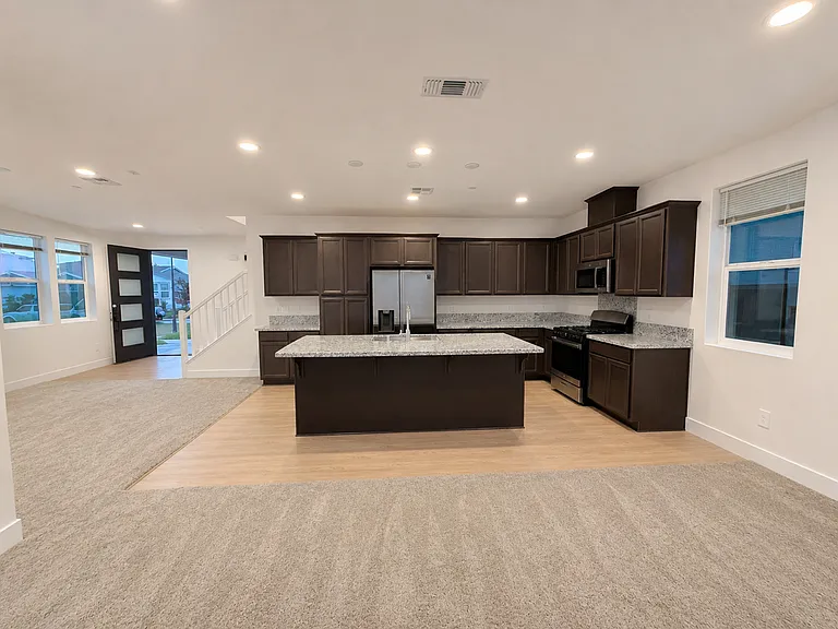 2012 Blackjack Way — Photo 3