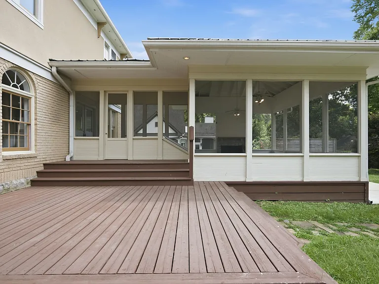 227 Carden Ave — Photo 56