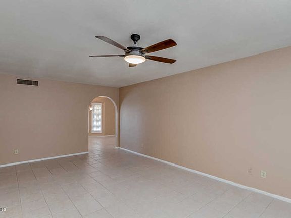 5th image of 1562 W Knowles Ave