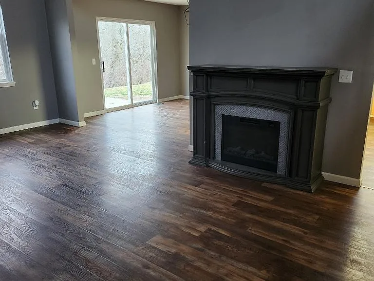 1927 Grafton Pl — Photo 24